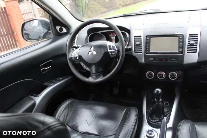 Mitsubishi Outlander 2.0 DID Instyle - 11