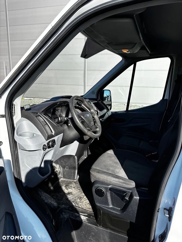 Ford Transit - 6