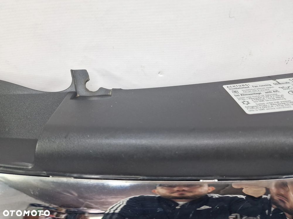 OPEL ZAFIRA B 05- ATRAPA / GRILL PRZEDNI PRZÓD , NR 13136136 , NR AUKCJI GL577 - 15