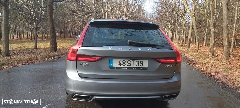 Volvo V90 2.0 D5 R-Design AWD Geartronic - 5