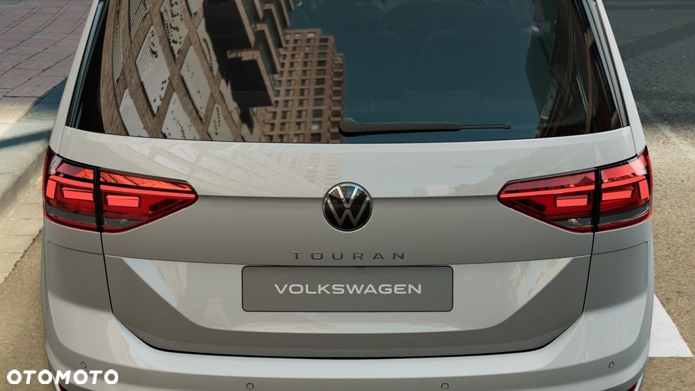 Volkswagen Touran - 15