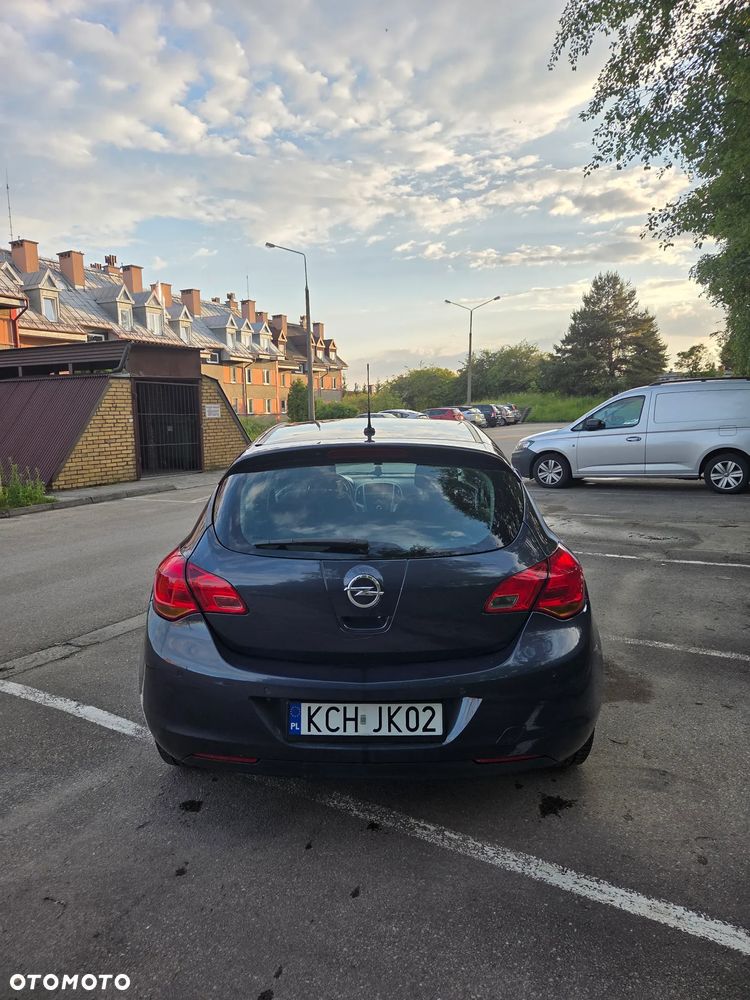 Opel Astra 1.6 Edition - 4