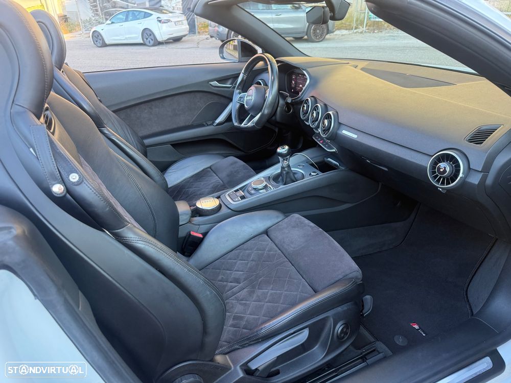 Audi TT Roadster - 9