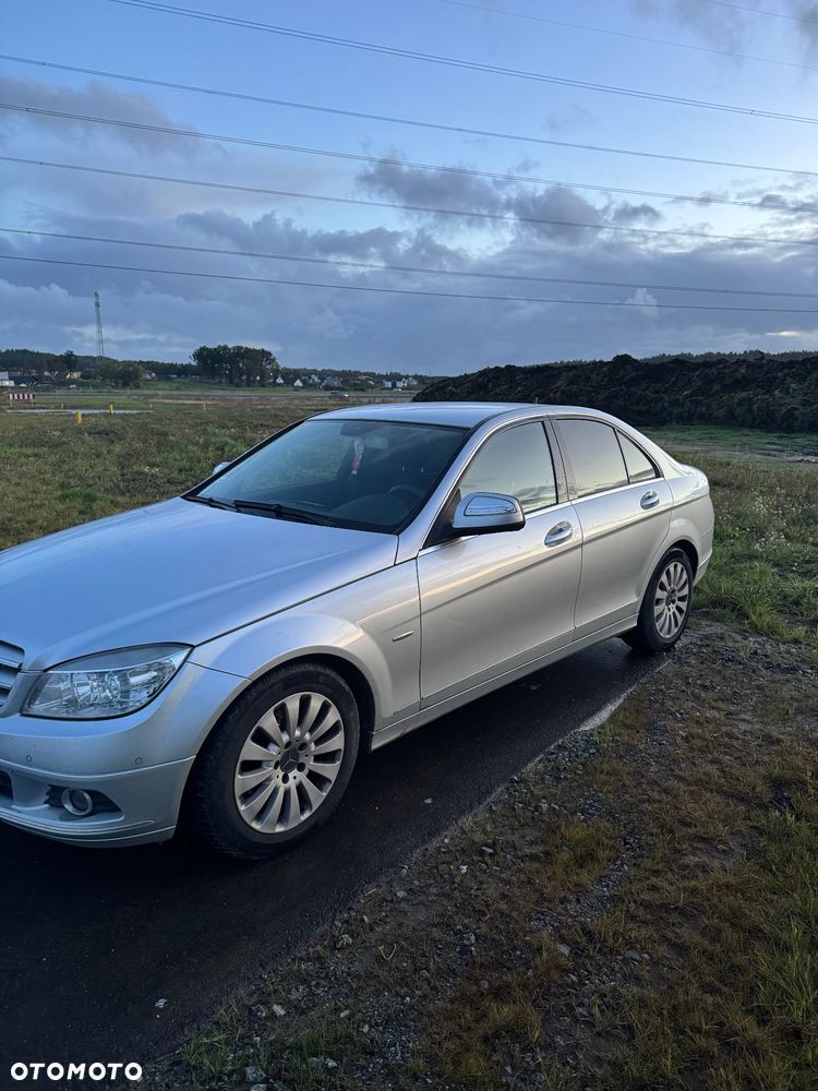 Mercedes-Benz C-Class 2008 photo 2