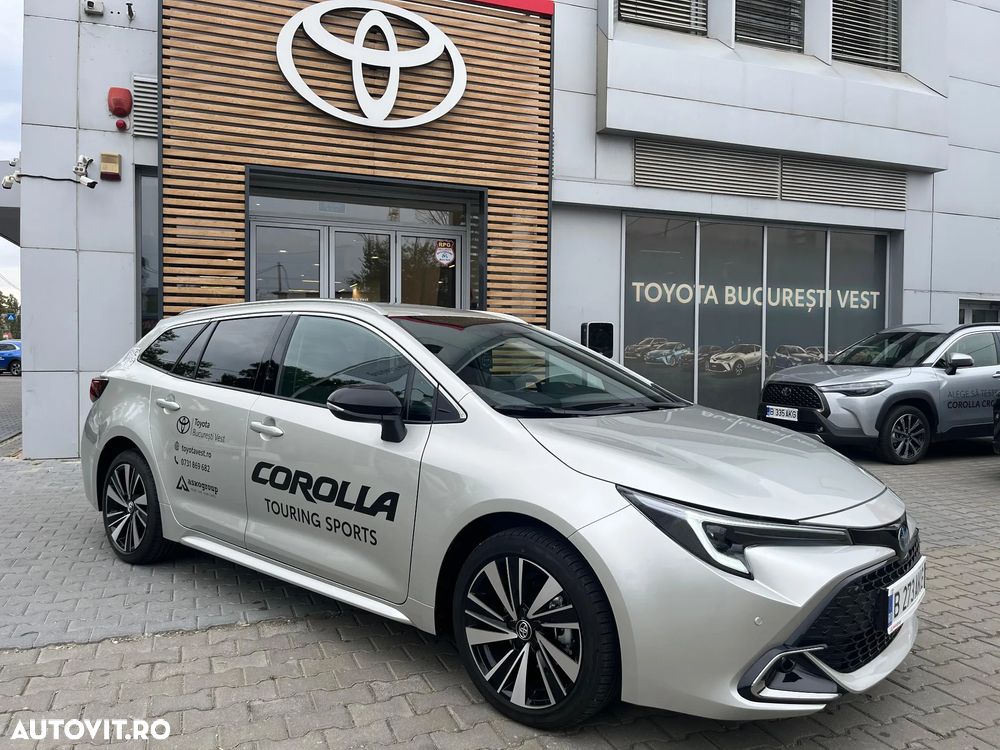 Toyota Corolla TS 1.8 HSD Dynamic - 1