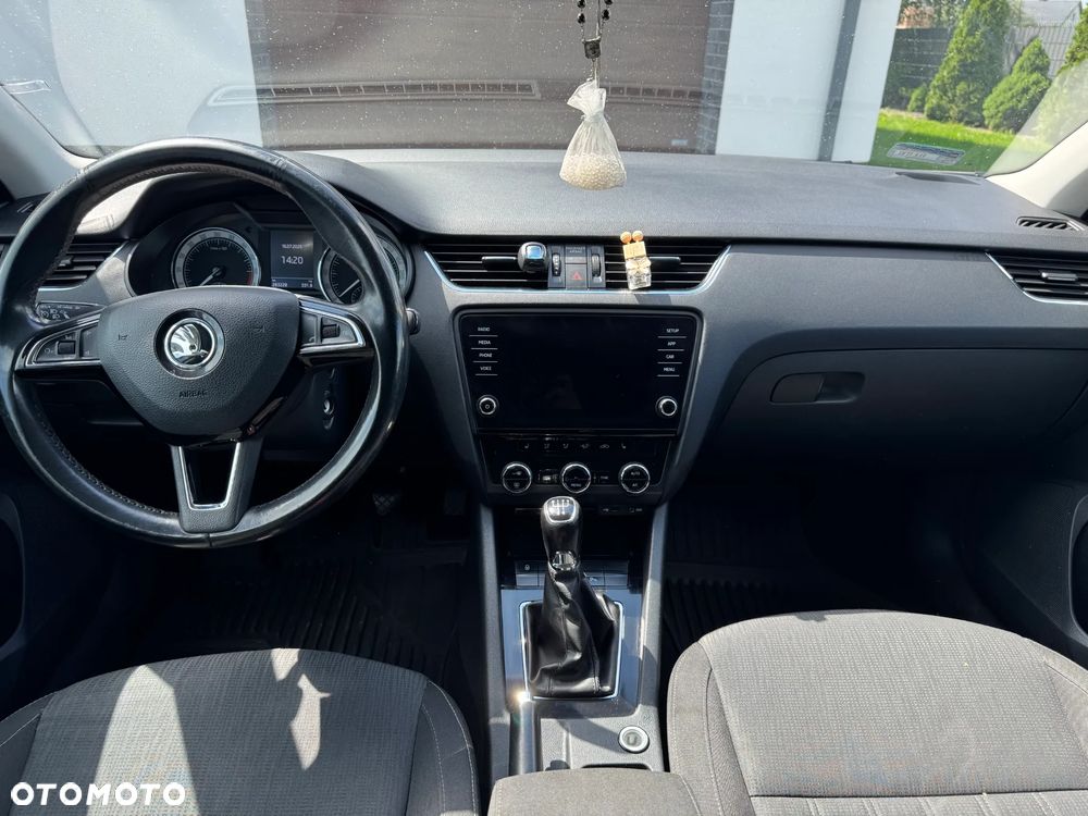 Skoda Octavia 1.6 TDI Business - 10