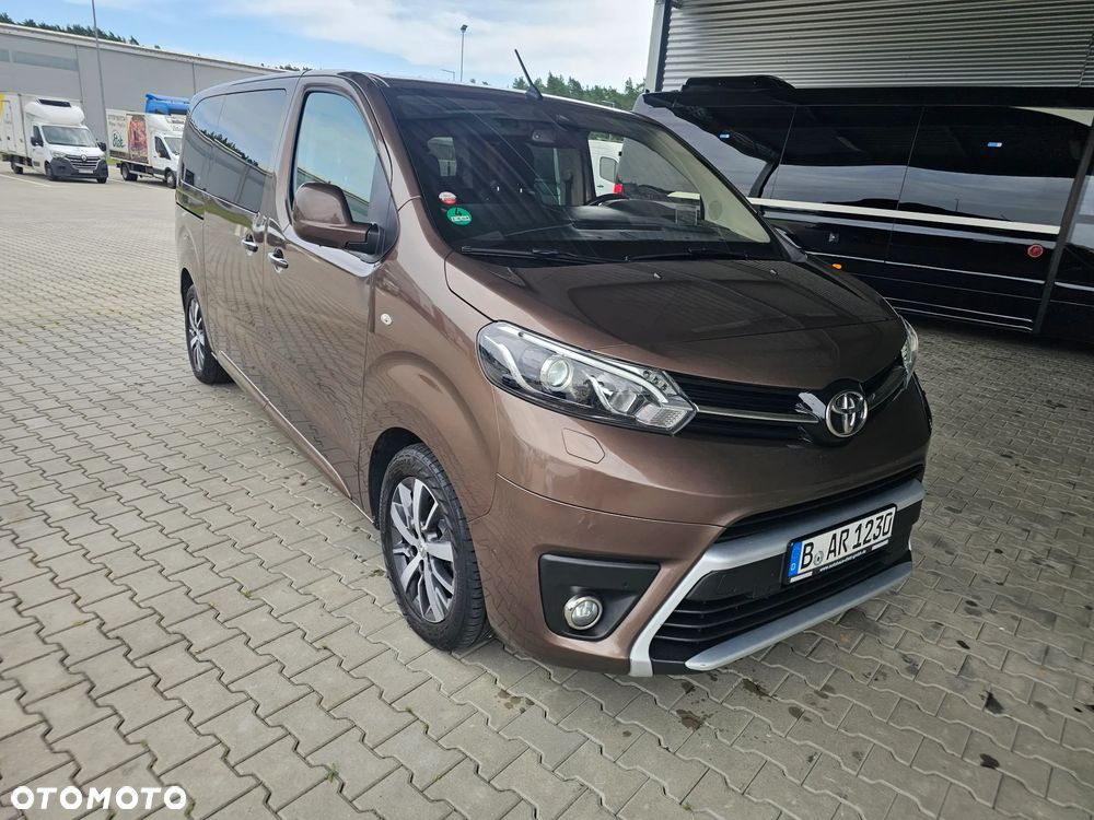 Toyota Proace Verso 2,0-l-D-4D L1 (7-Si.) Autm Executive - 3