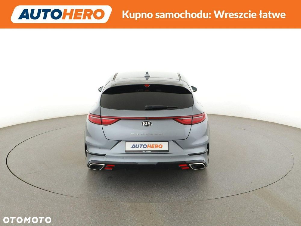 Kia ProCeed - 7