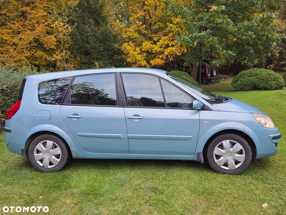 Renault Scenic 1.6 16V Infinity - 4