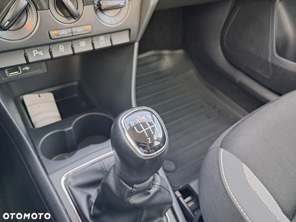 Skoda RAPID 1.0 TSI Ambition - 18