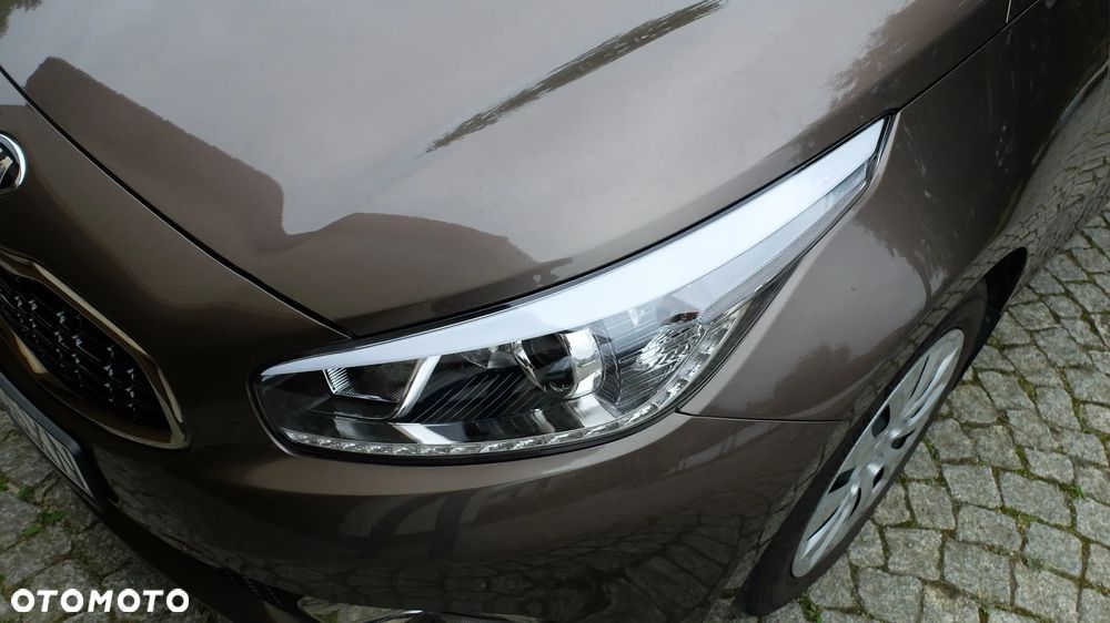 Kia Ceed Cee'd 1.6 GDI L - 9