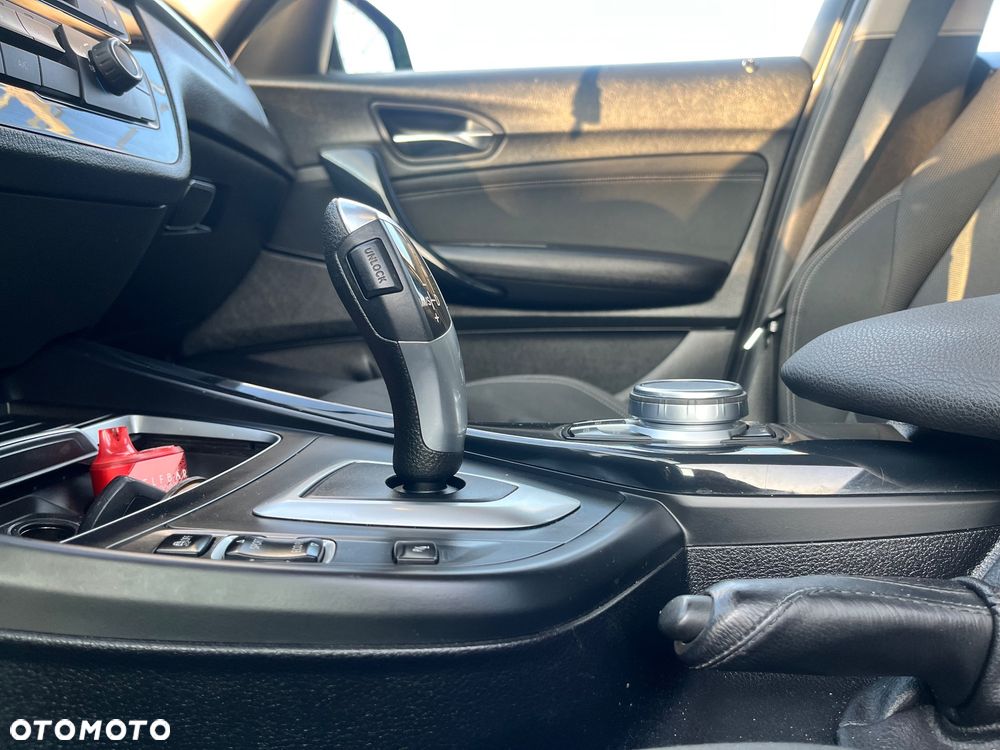 BMW Seria 1 - 23