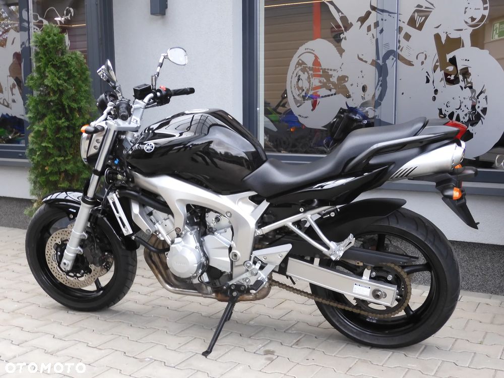 Yamaha FZ6 - 36