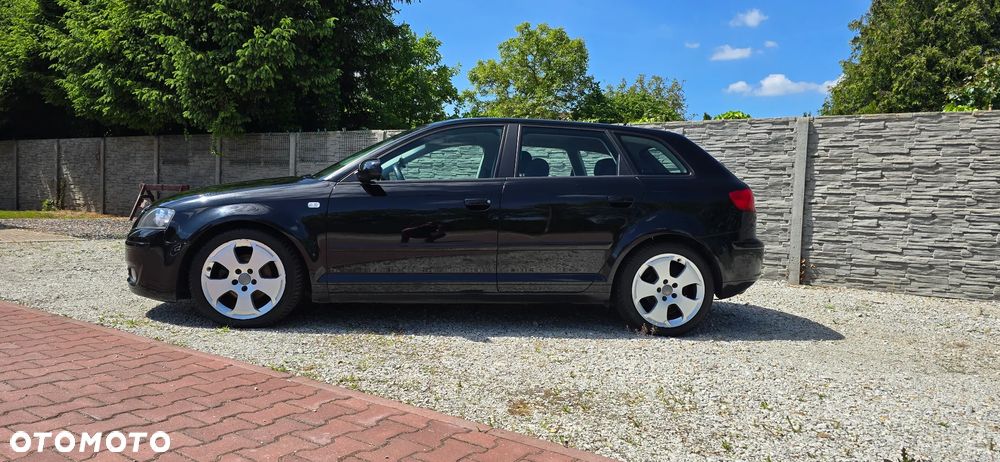 Audi A3 Sportback 1.9 TDI DPF Ambiente - 2