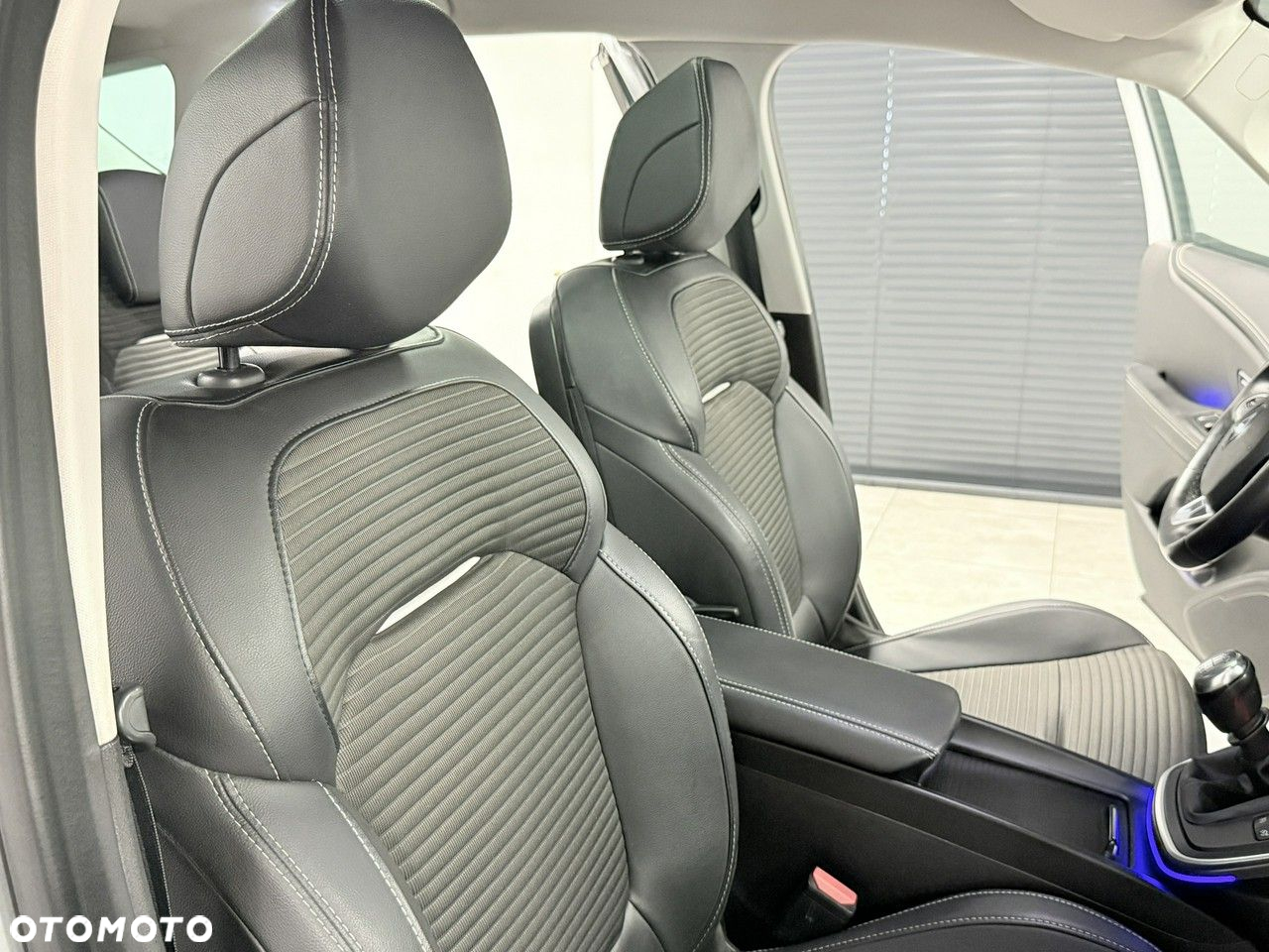 Renault Scenic ENERGY dCi 130 INTENS - 20