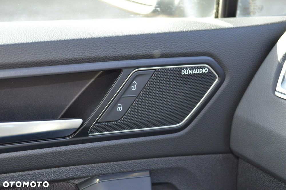 Volkswagen Tiguan - 30