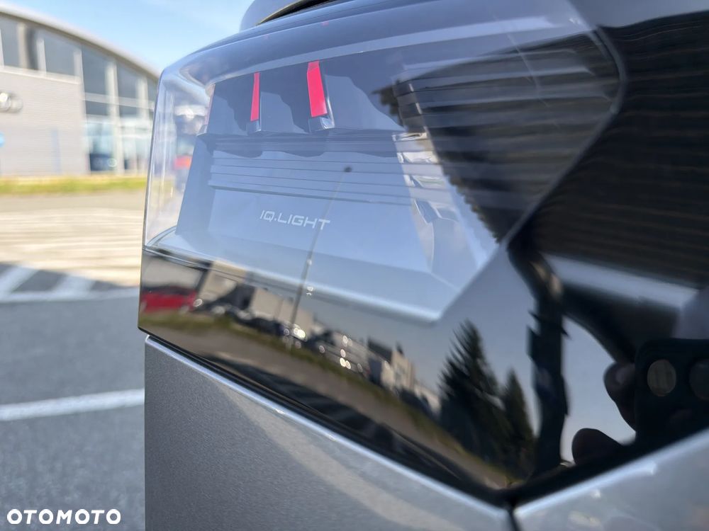 Volkswagen T-Roc 1.5 eTSI Style DSG - 21