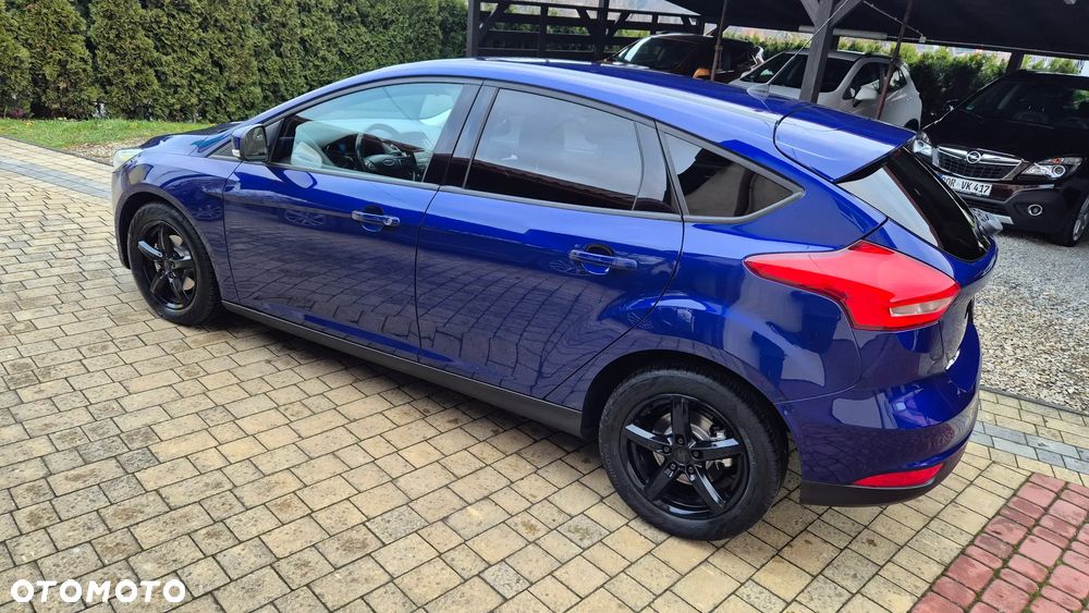 Ford Focus 1.0 EcoBoost Titanium - 10