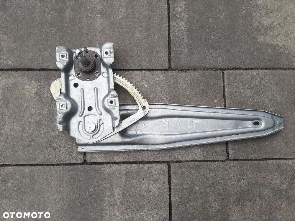 PODNOŚNIK SZYBY LEWY TYŁ TOYOTA YARIS III 2011- - 1