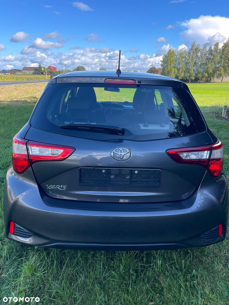Toyota Yaris 1.0 Premium EU6 - 4