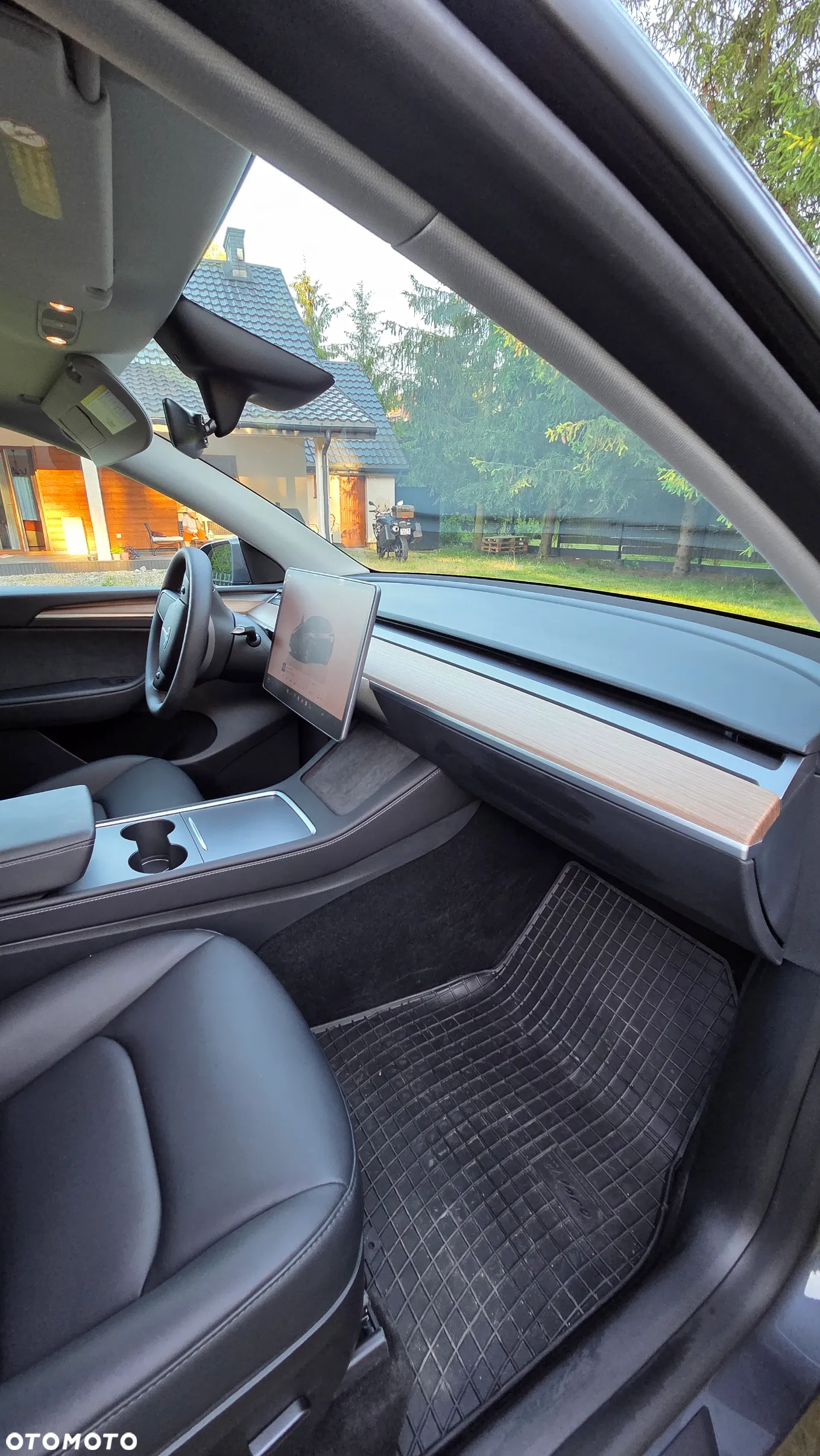 Tesla Y Model Long Range Dual Motor AWD - 20