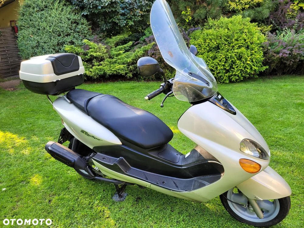 Yamaha Skyliner - 2