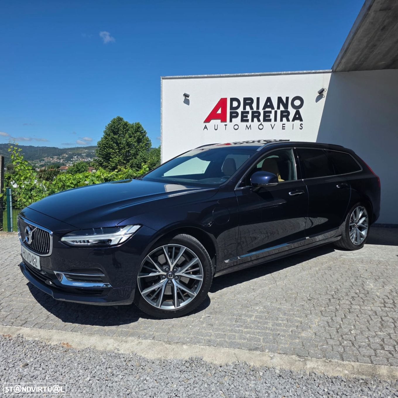 Volvo V90 2.0 T8 Inscription AWD Geartronic - 13