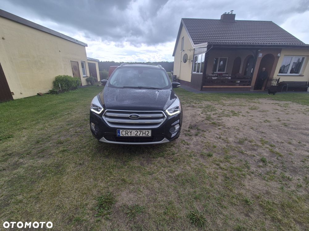 Ford Kuga - 1