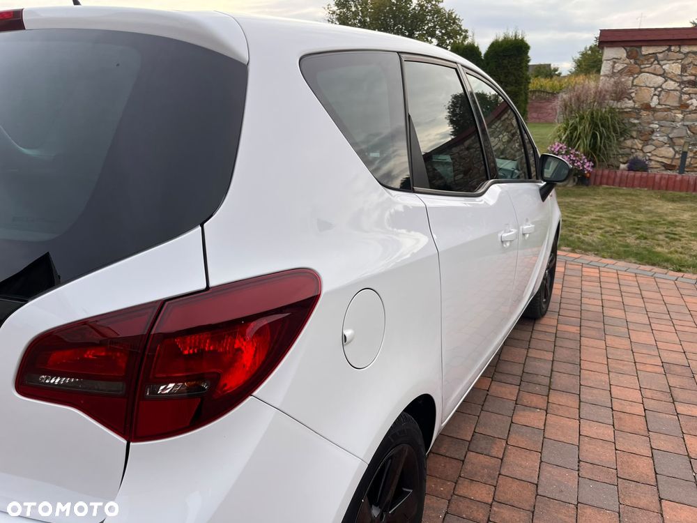 Opel Meriva 1.4 T Cosmo - 14