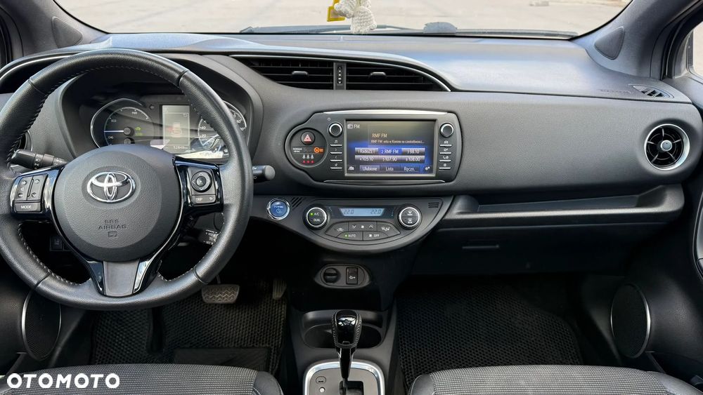 Toyota Yaris - 18