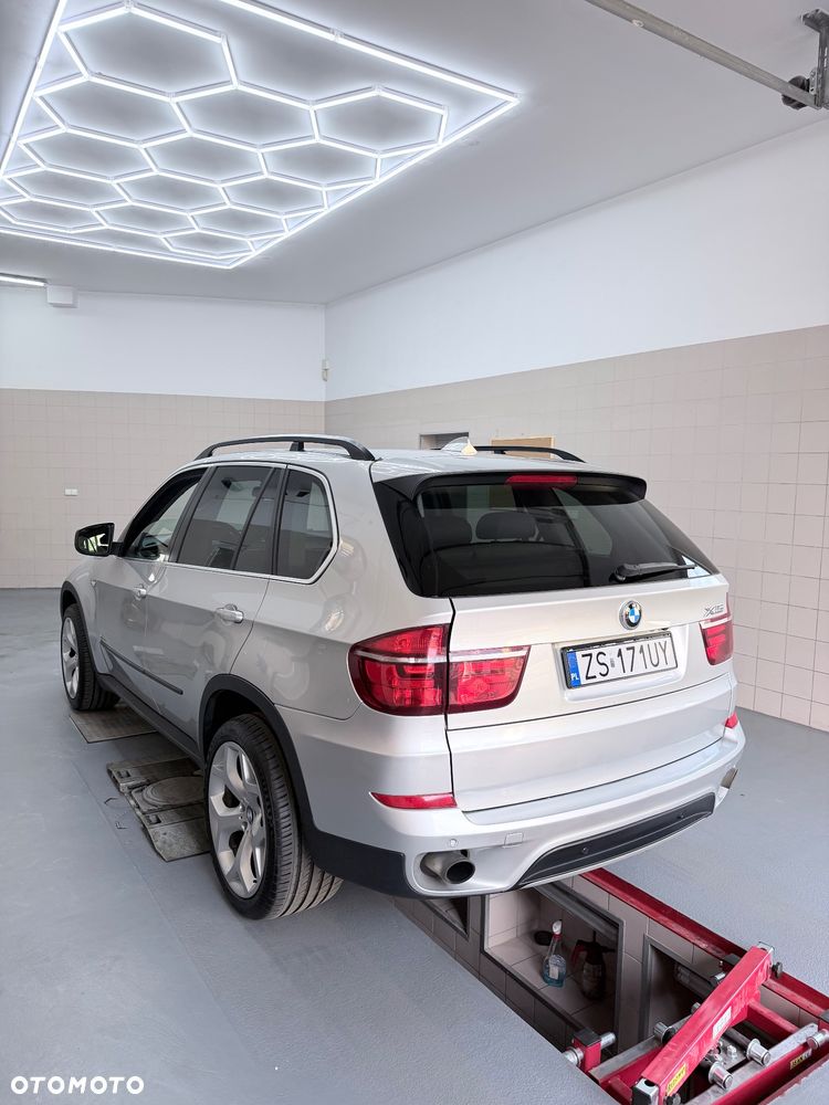 BMW X5 xDrive35i - 5