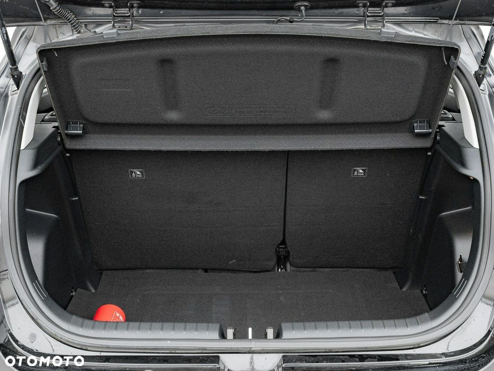 Hyundai i20 1.2 Pure - 26