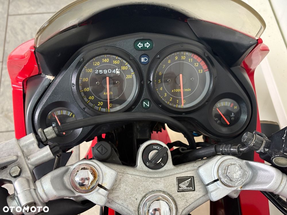 Honda CBR - 13