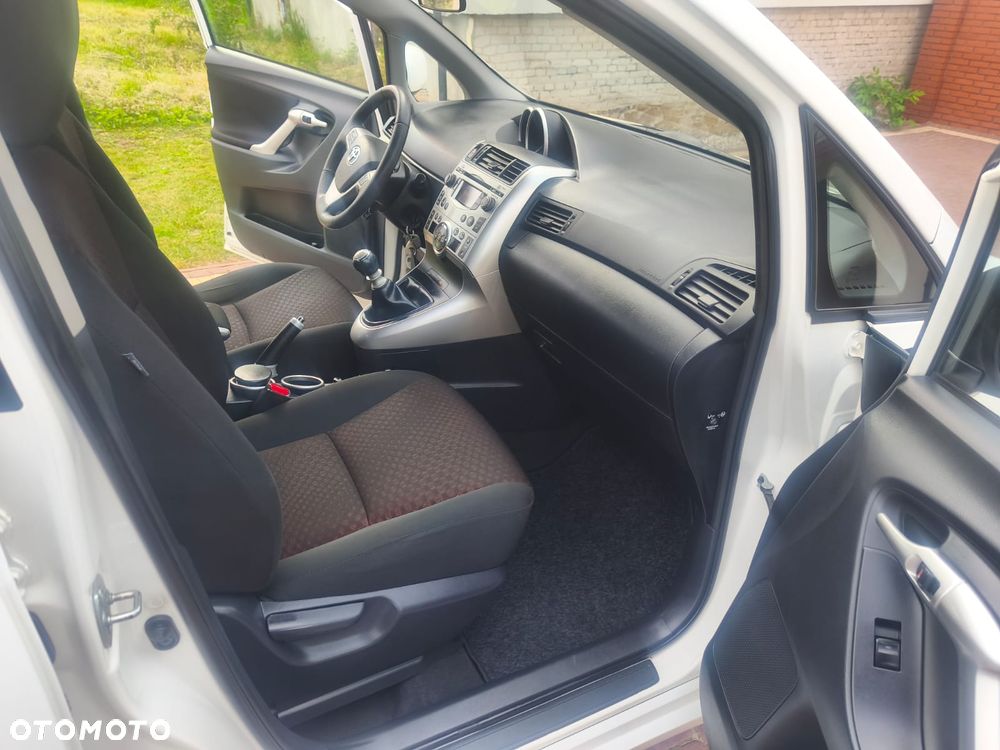 Toyota Verso 1.8 7-Sitzer Comfort - 11