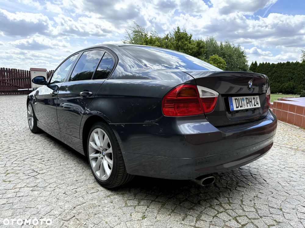 BMW Seria 3 318i Edition Sport - 12