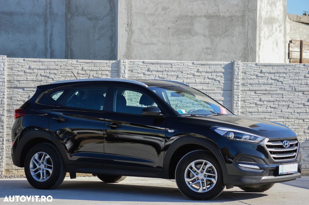 Hyundai Tucson blue 1.7 CRDi 2WD Passion - 11
