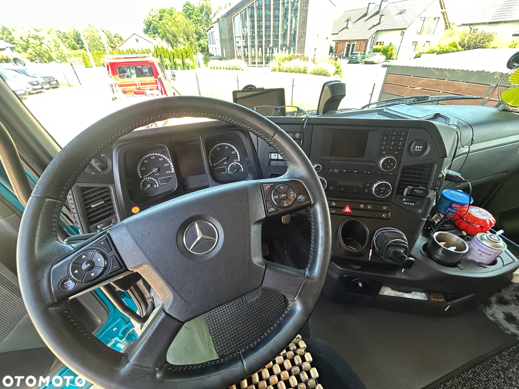 Mercedes-Benz AROCS - 27