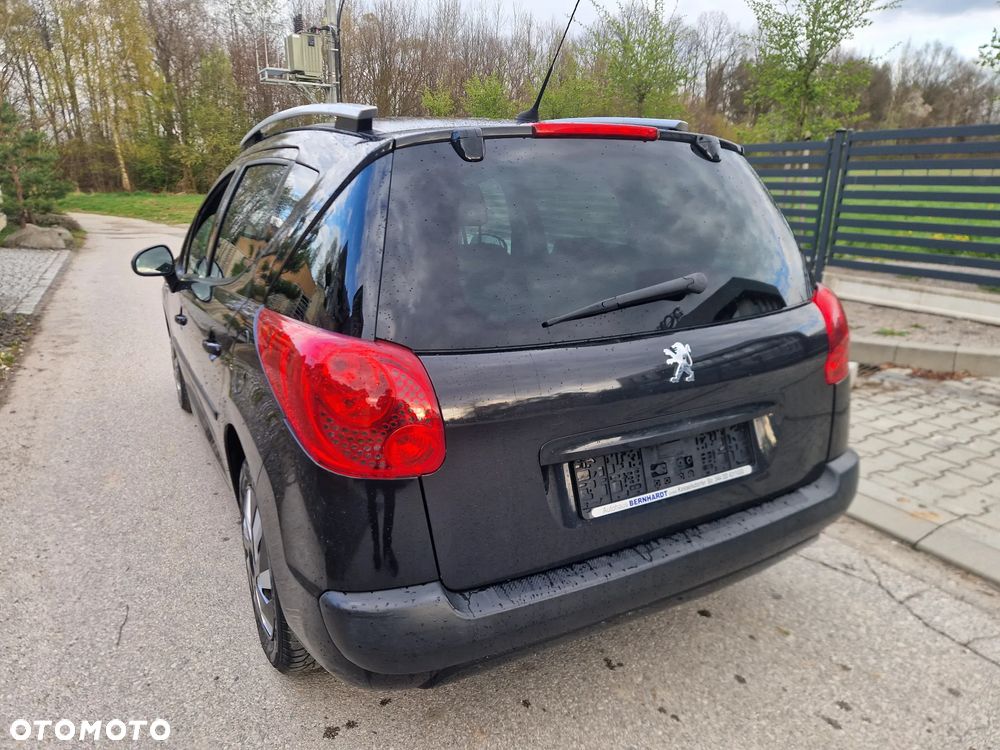 Peugeot 207 - 7