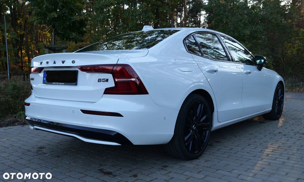 Volvo S60 B5 B AWD Plus Dark - 7