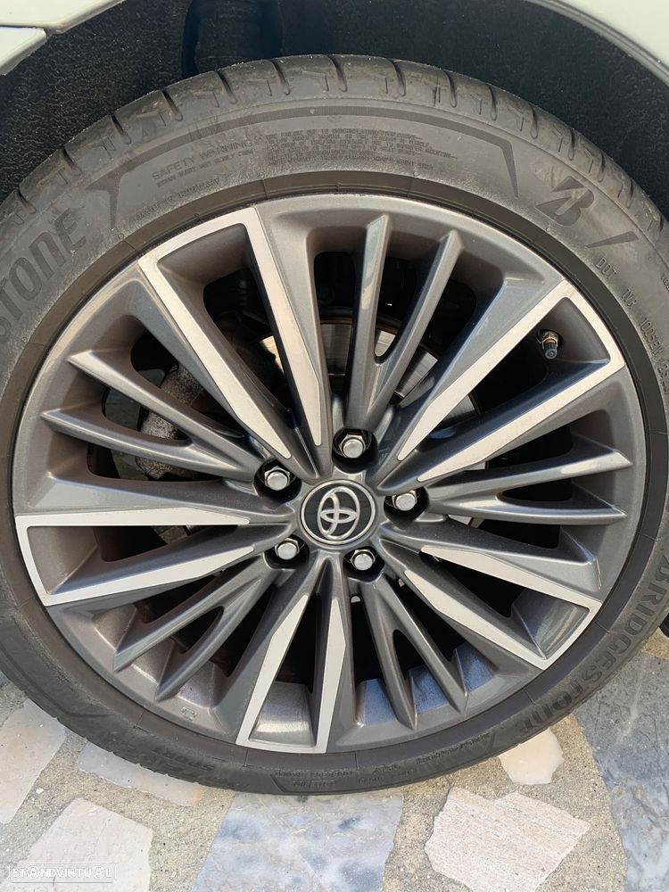 Toyota Avensis Touring Sports 2.0 D-4D Luxury+GPS - 13