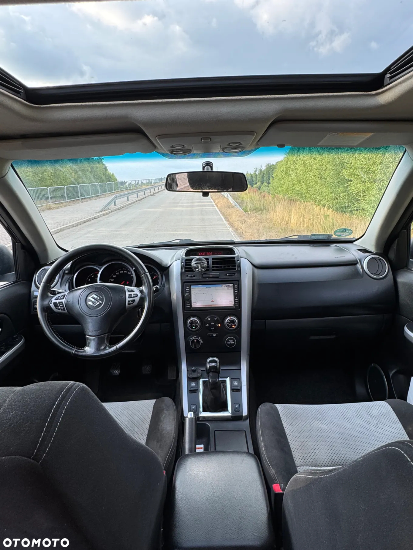 Suzuki Grand Vitara 1.9 DDiS Comfort DPF Limited - 8