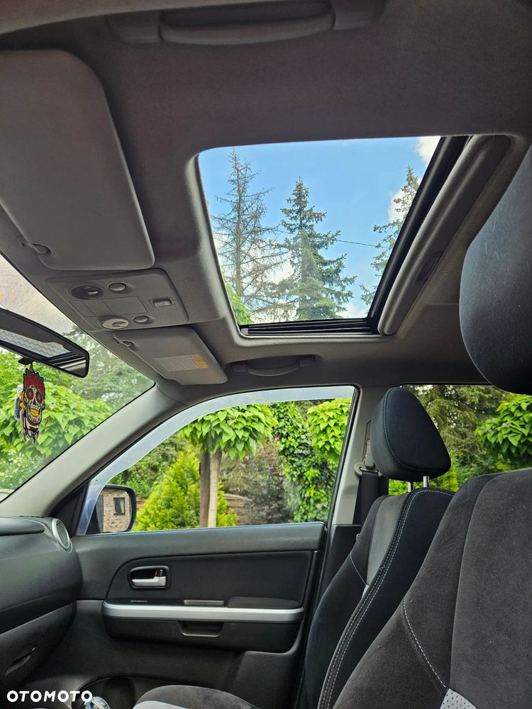 Suzuki Grand Vitara 1.9 DDiS - 13