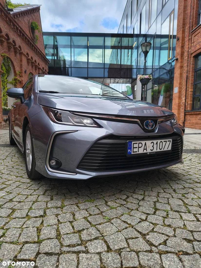 Toyota Corolla 1.8 Hybrid Comfort - 12
