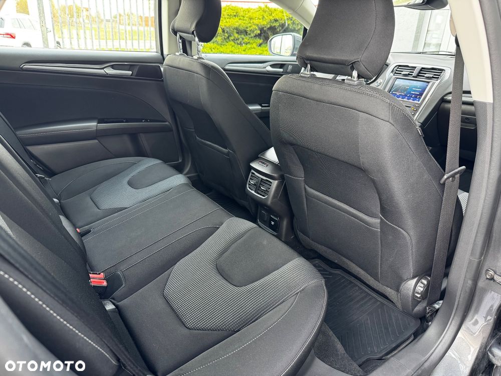 Ford Mondeo 2.0 EcoBlue Titanium - 13