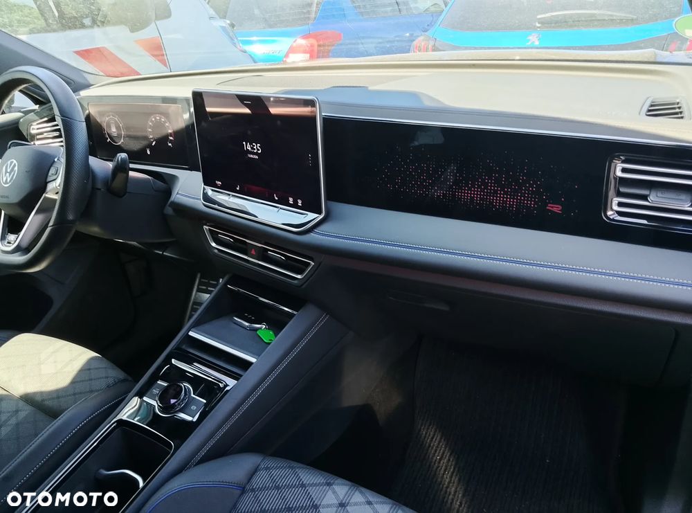 Volkswagen Tiguan - 10