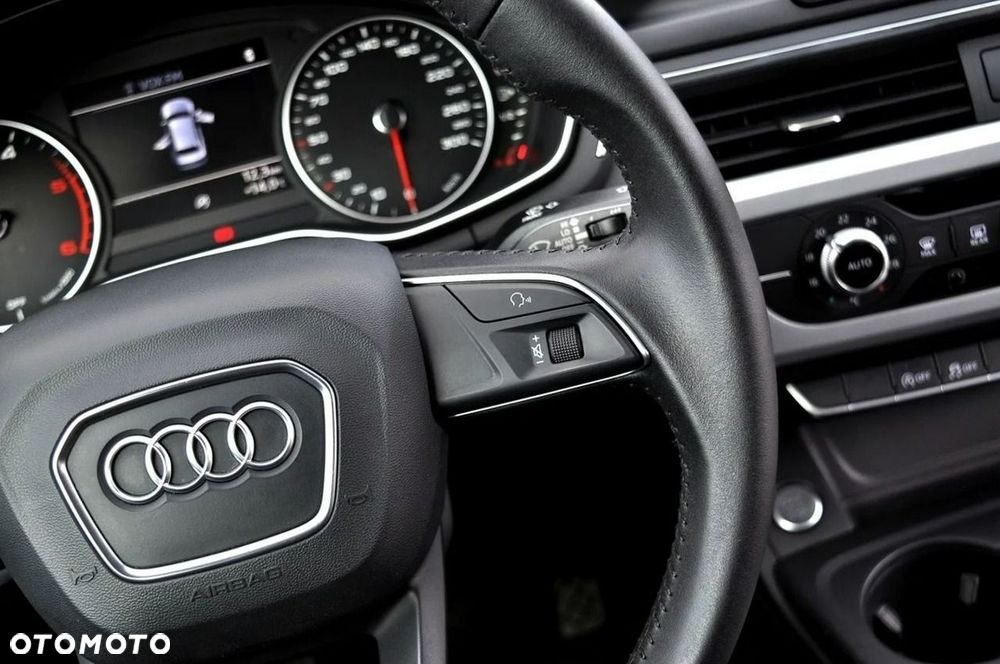 Audi A4 Avant 2.0 TDI Design - 35