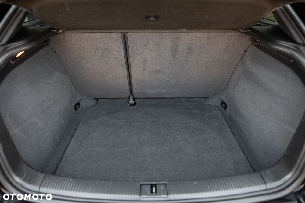 Audi A3 3-drzwiowe 1.6 S Line Sportpaket plus - 23