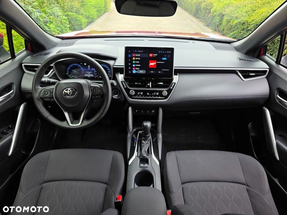 Toyota Corolla Cross - 9