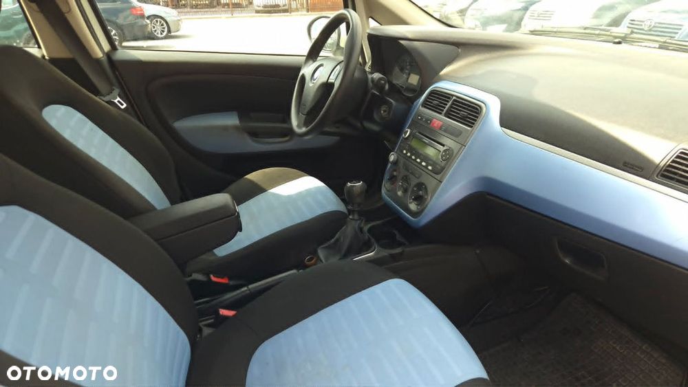 Fiat Grande Punto - 9