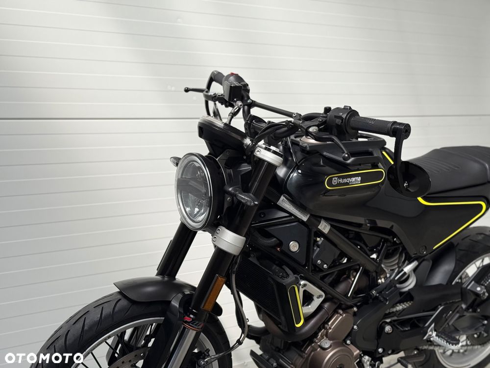 Husqvarna Svartpilen - 22